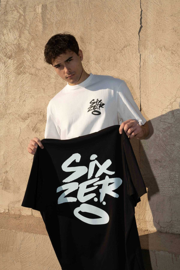 T-shirt Oversized Sixzero Street Style - Image 3